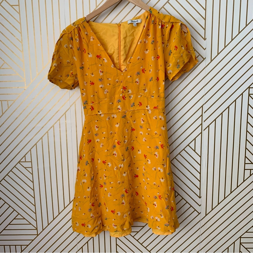 Madewell 100% Silk Belladonna Dress Painted Carnations flutter sleeve fit flare